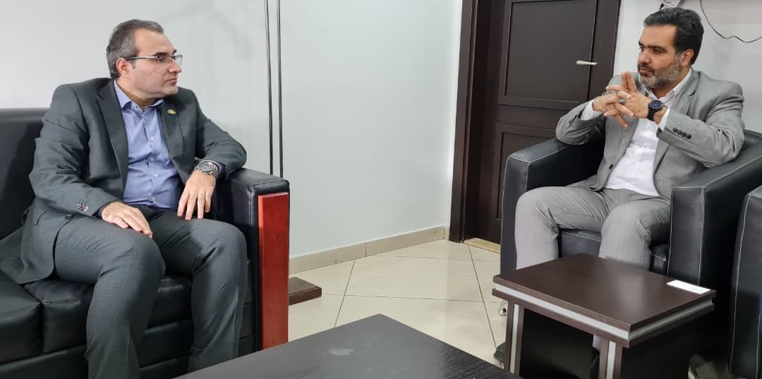 نشست مهندس عباسی مدیر دفتر اقتصادی ایران در حلب با بانک بین المللی اسلامی سوریه